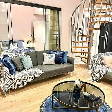 M1 City Centre 3 Bed 3 Bath Luxe Penthouse Manchester Buitenkant foto