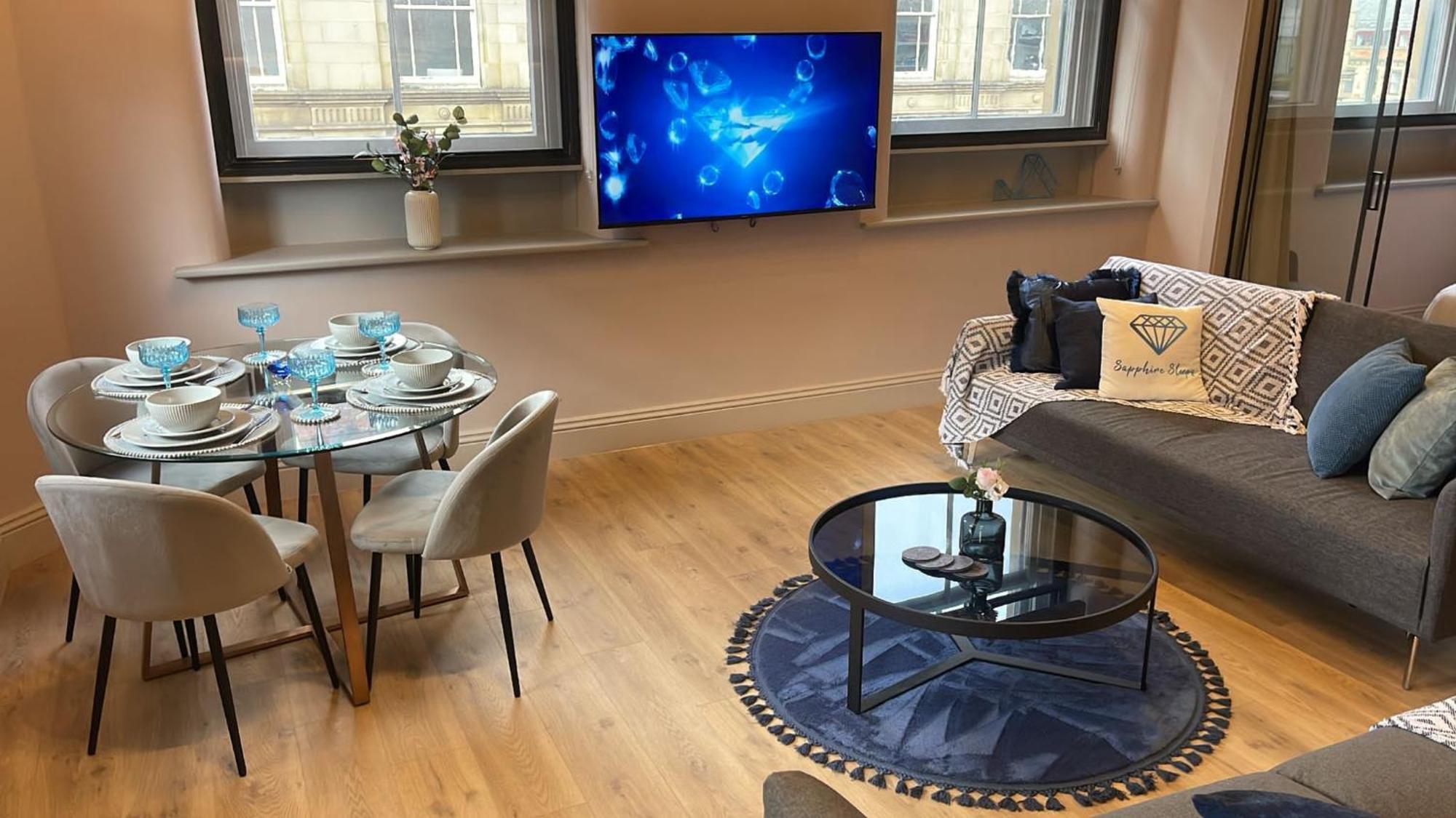 M1 City Centre 3 Bed 3 Bath Luxe Penthouse Manchester Buitenkant foto