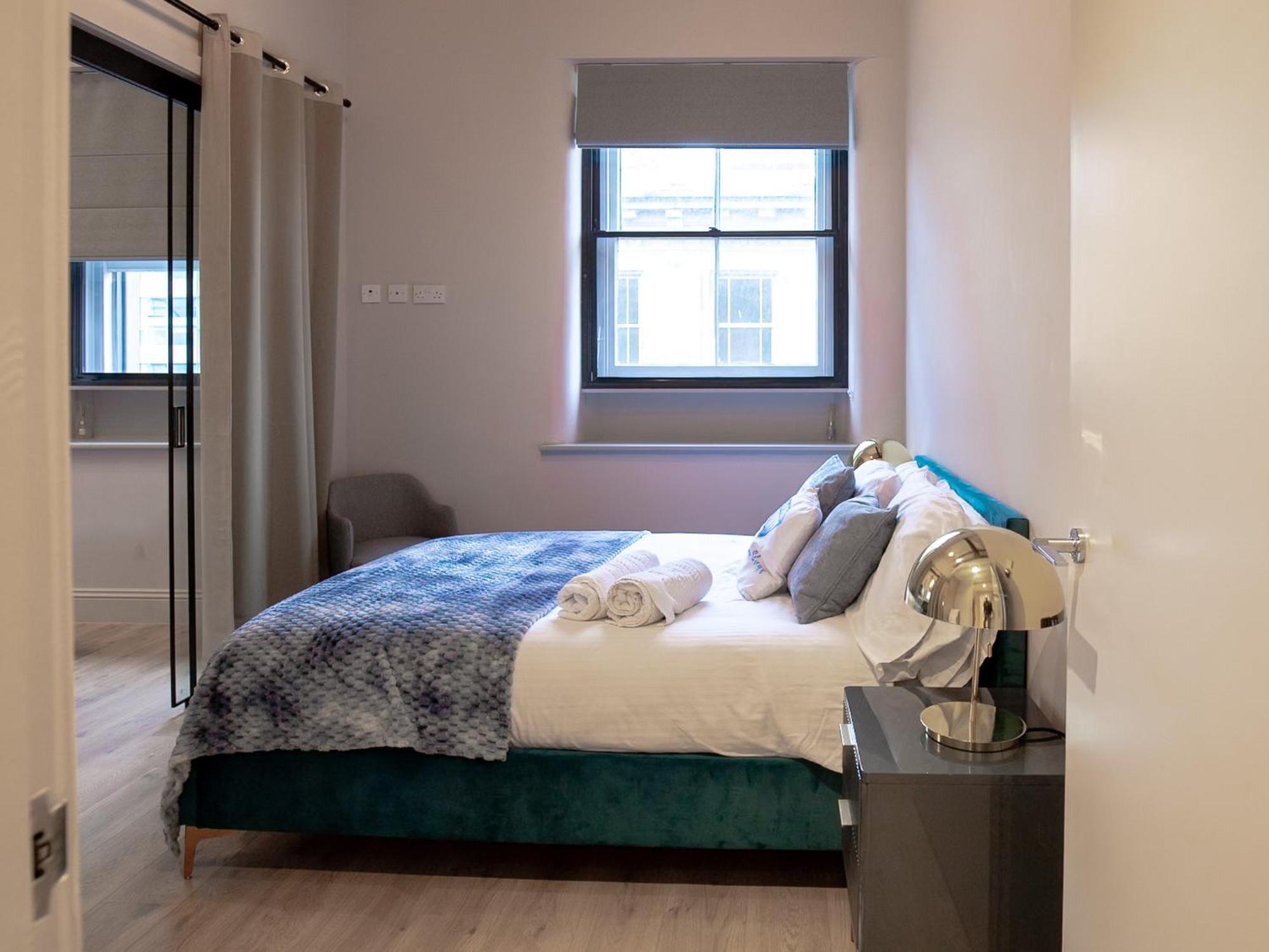 M1 City Centre 3 Bed 3 Bath Luxe Penthouse Manchester Buitenkant foto